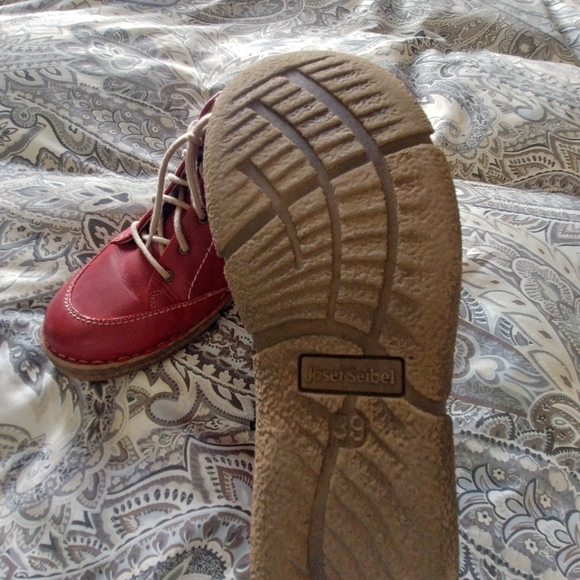 Josef Seibel Red Lace Up Boots 8 EU 39 - Picture 2 of 10